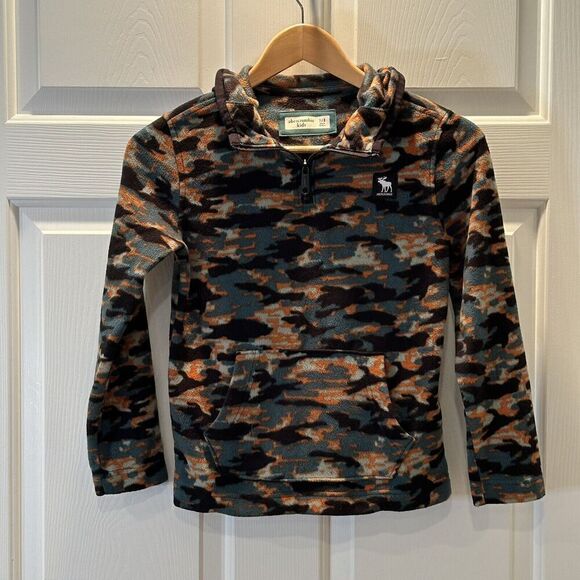 Abercrombie Kids 7/8 Camo Fleece 1/4 Zip Hoodie Pullover Front Pocket - Picture 1 of 7
